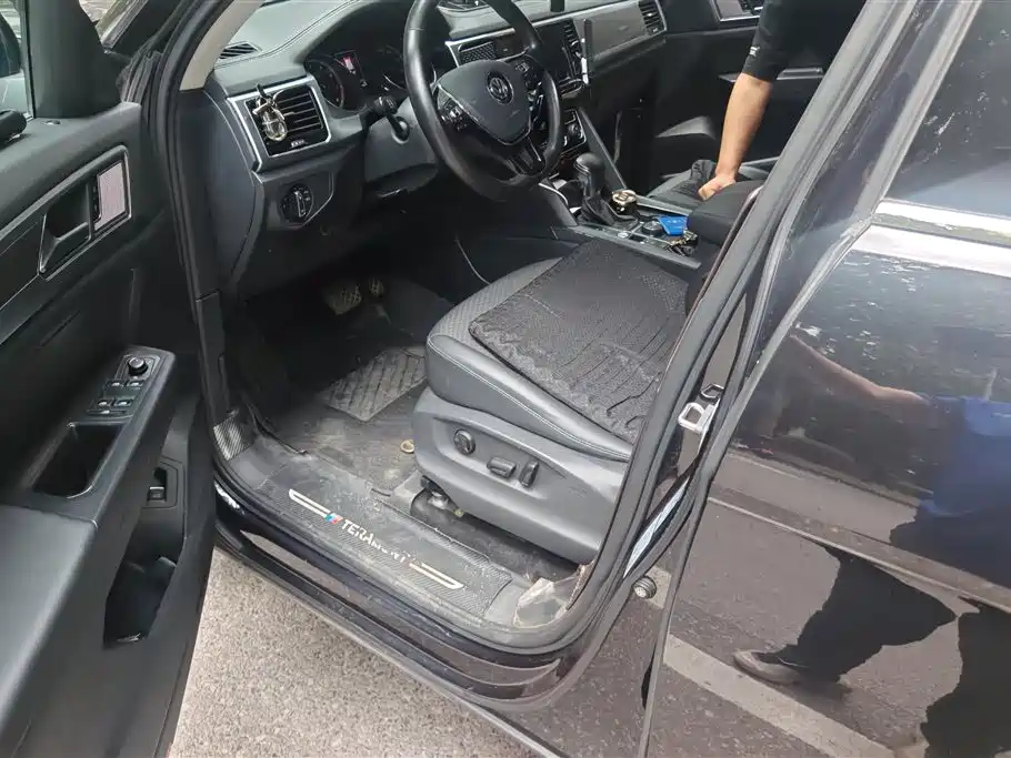 Volkswagen Teramont 2019 380TSI 4WD Comfort China V фото 9