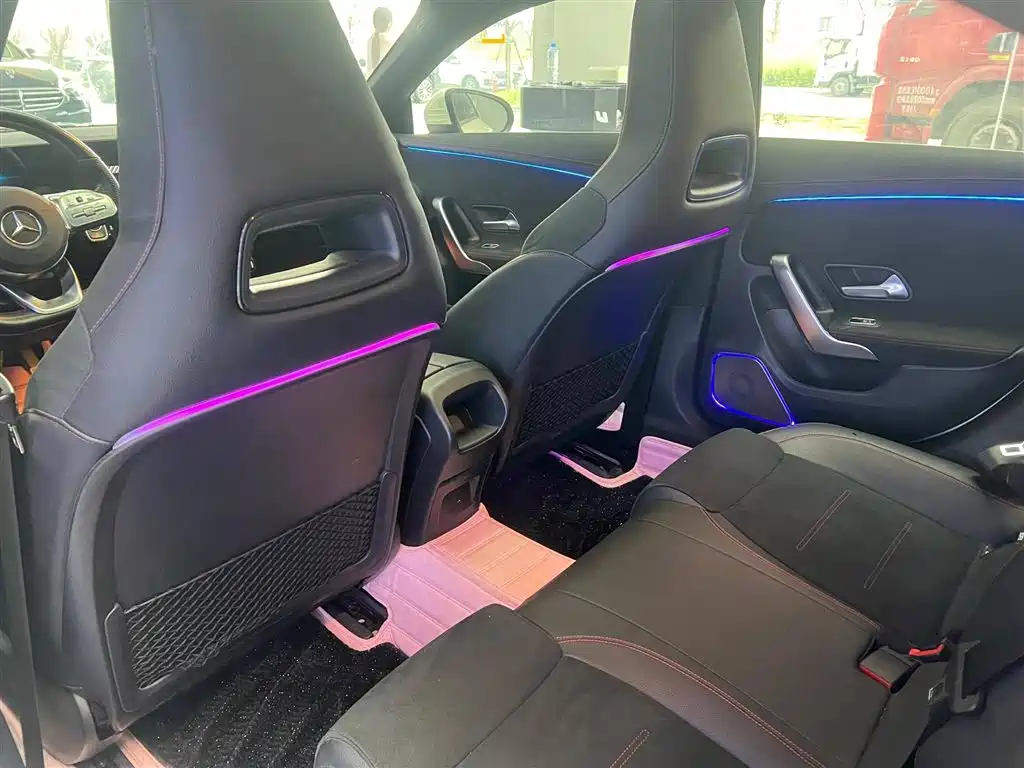 Mercedes-Benz CLA (Import) 2021 CLA 200 фото 6