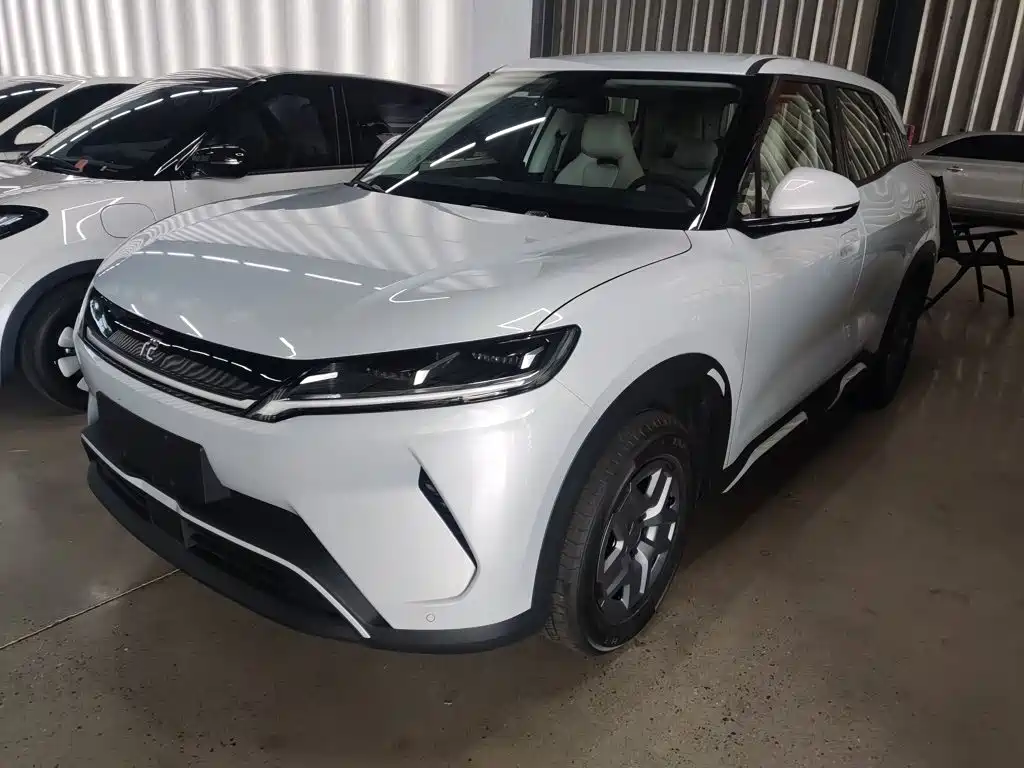 BYD Yuan UP 2026 2025 Model 301KM Navigator