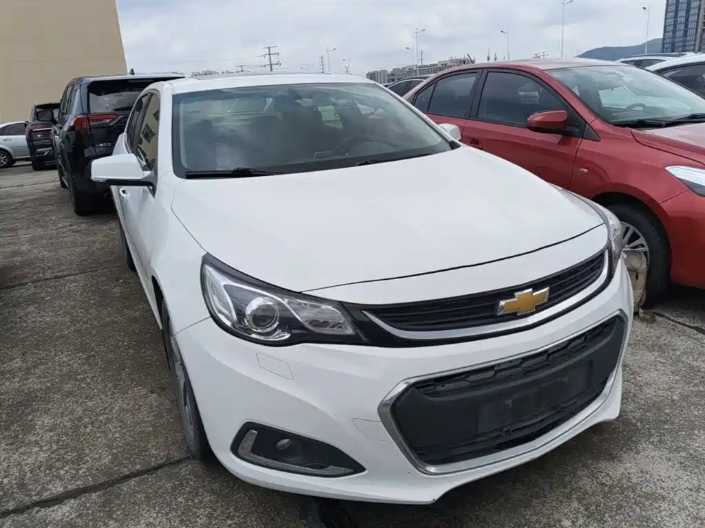 Chevrolet Malibu 2017 1.5T Automatic Luxury Edition фото 4
