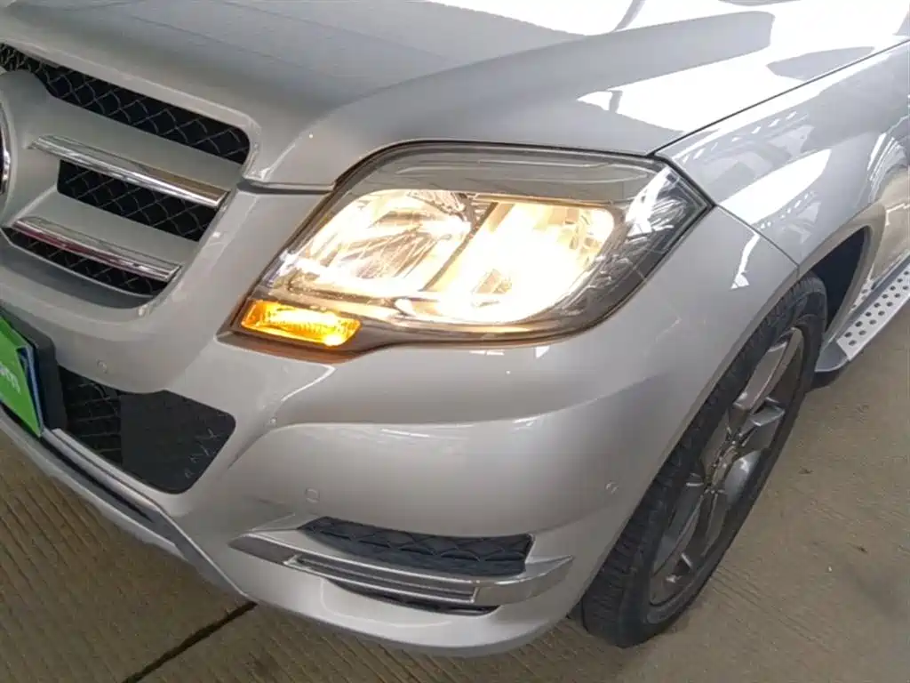 Mercedes-Benz GLK-Class 2013 GLK 300 4MATIC Dynamic Sunroof фото 23