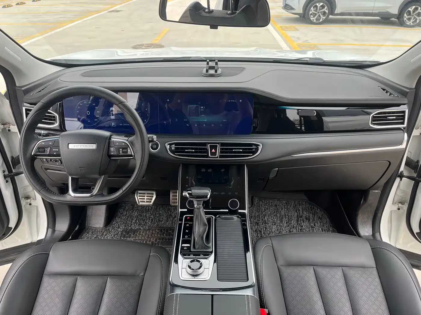 Jetour X90 2021 2021 1.6T DCT Shadow Premium Edition 7-Seater