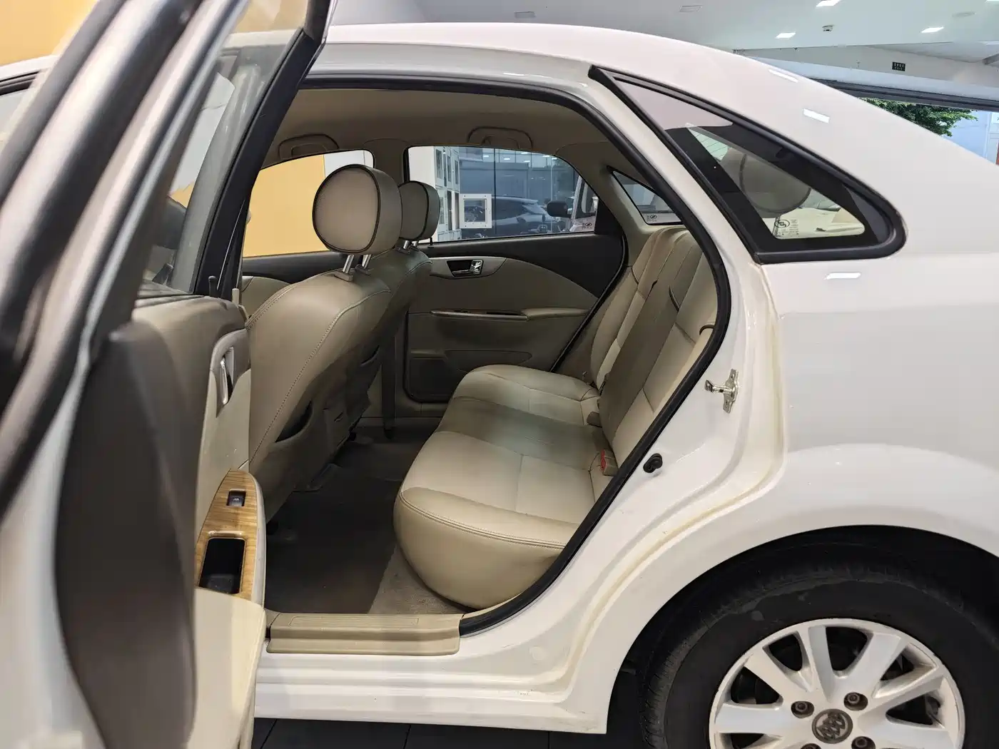 Фото 21 - Buick Excelle