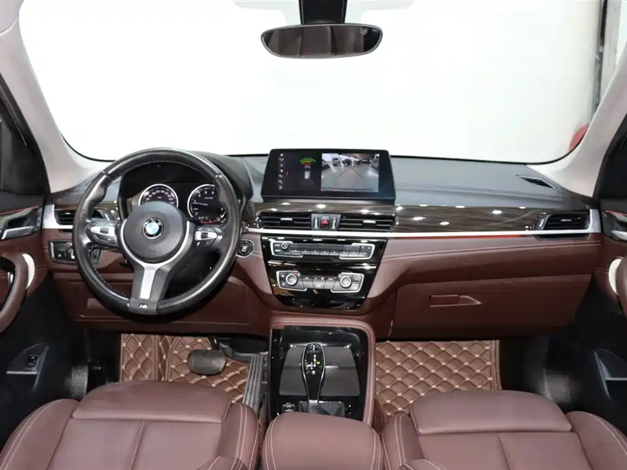 BMW X1 2022 xDrive25Li Premium фото 12