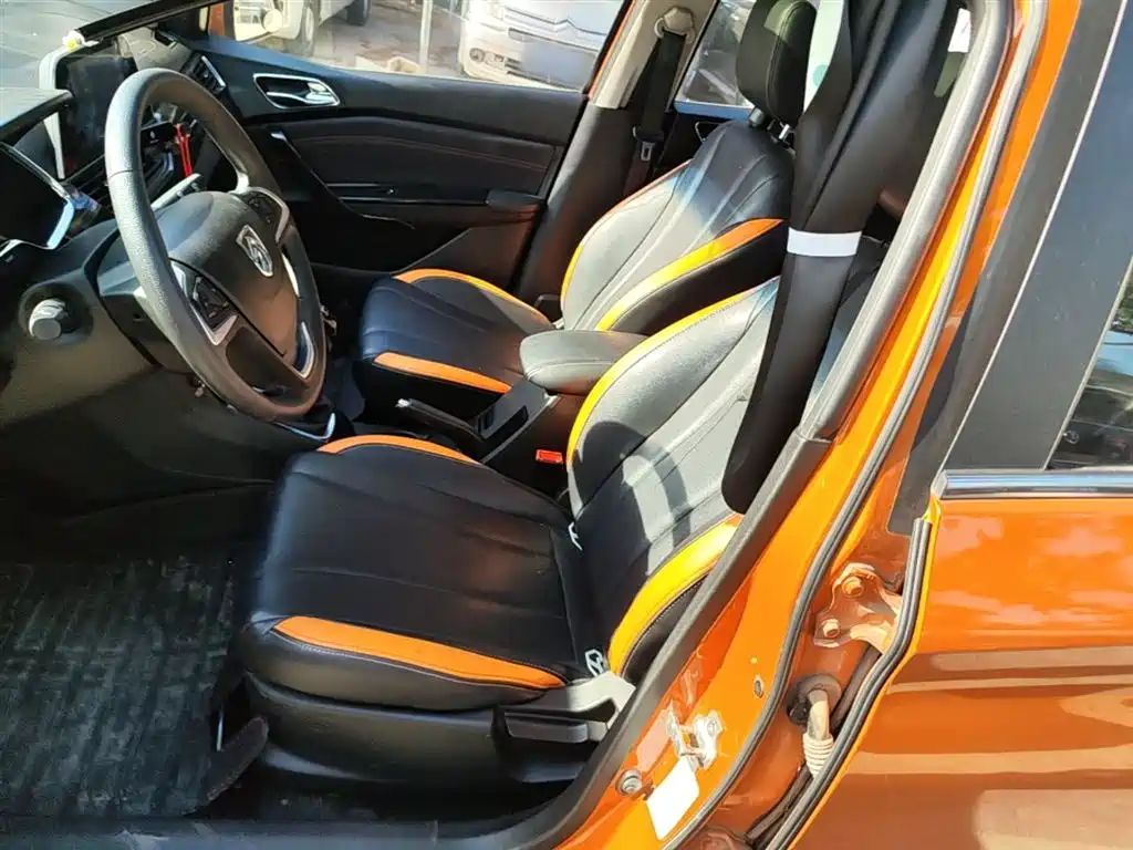 Baojun 310 2017 2016 1.2L Manual Luxury Type
