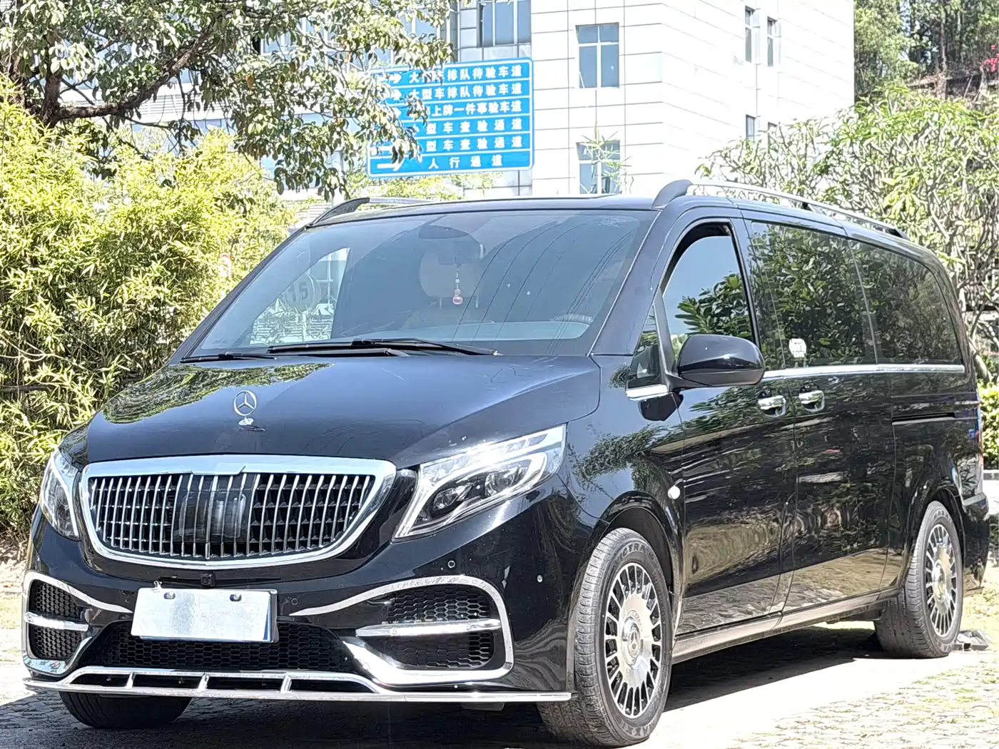 MERCEDES-BENZ VITO