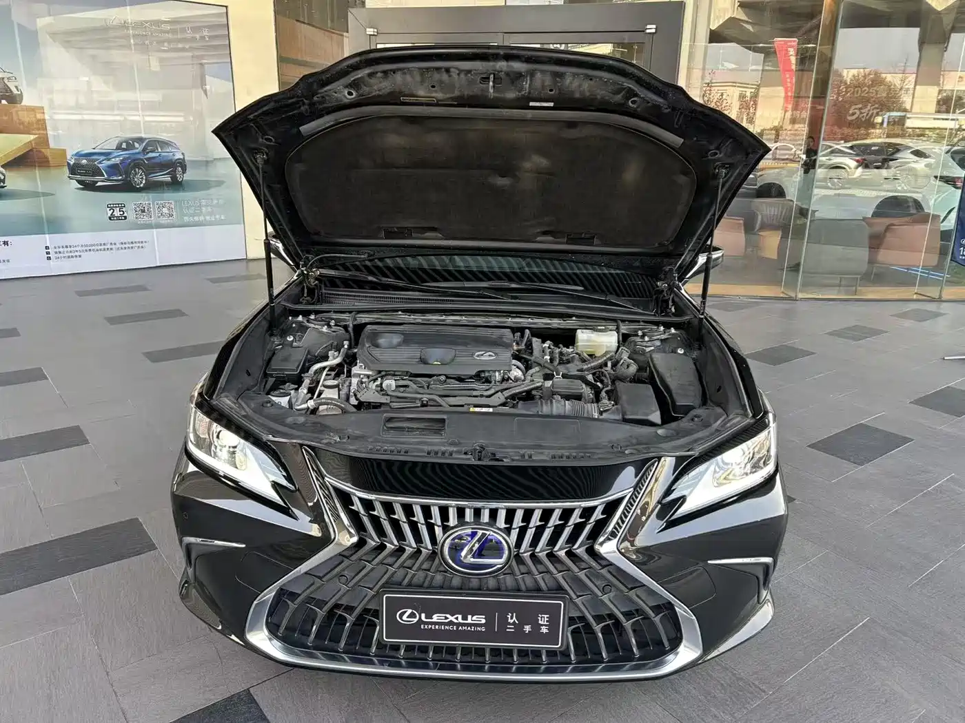 Lexus ES 2021 300h Excellence Edition фото 4