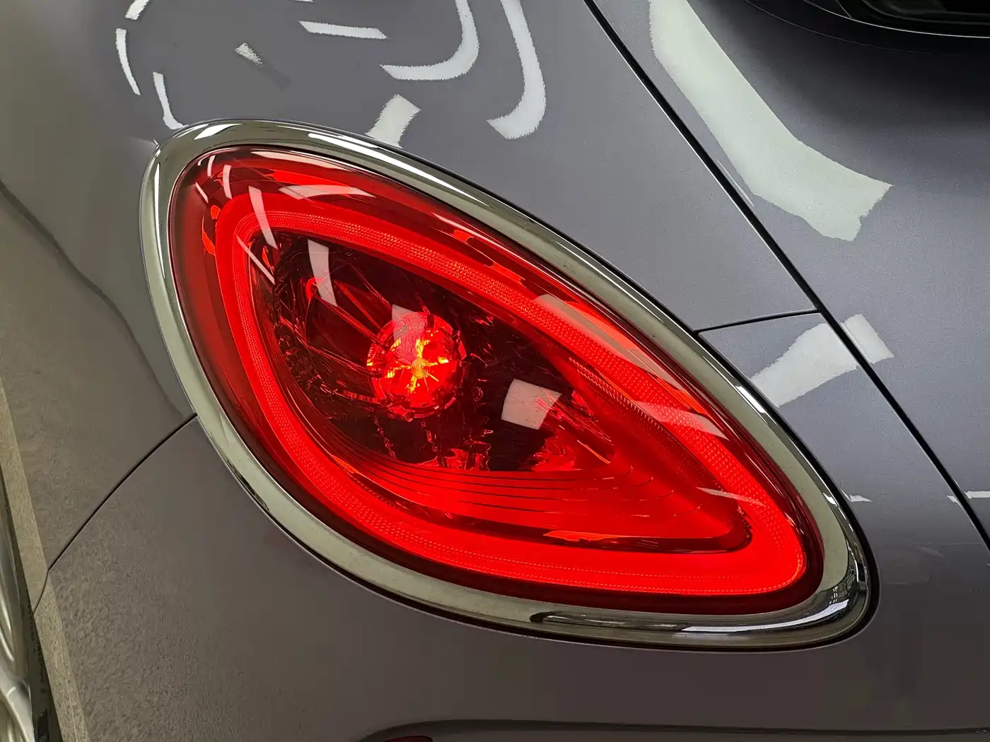 Ora Lightning Cat 2023 2022 555km Premium Edition