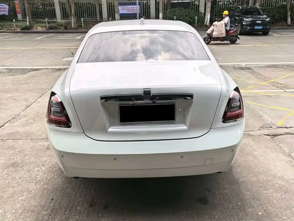 Rolls-Royce Ghost 2021 6.7T Standard Wheelbase фото 4
