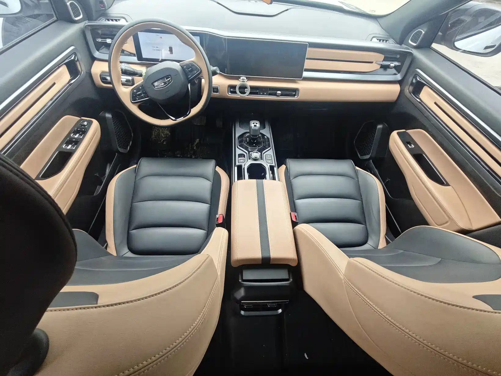 Фото 5 - Geely ICON