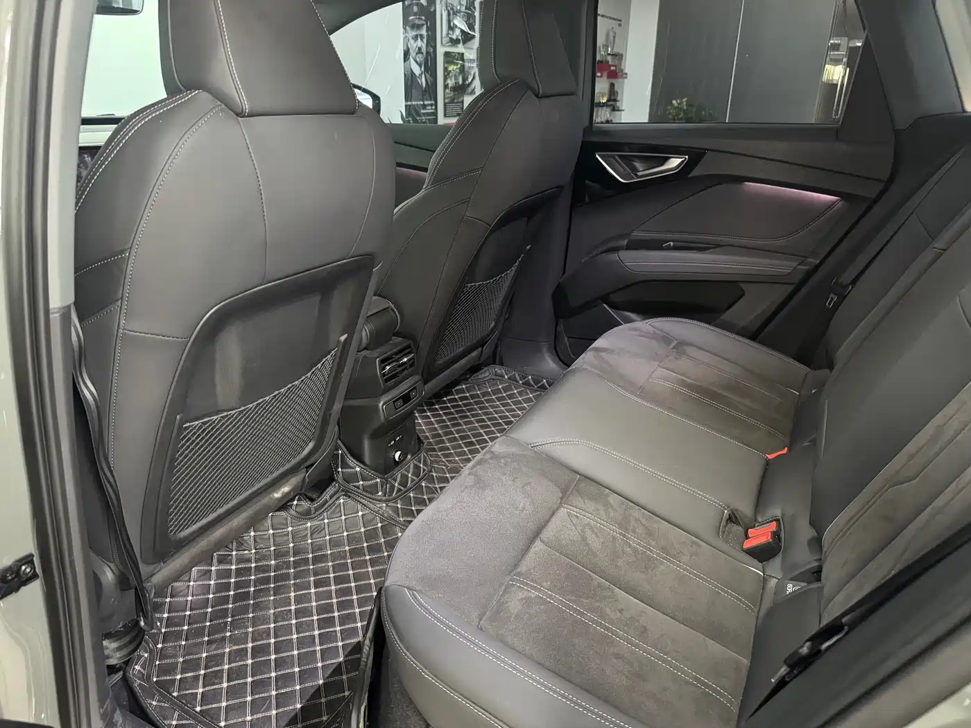 Audi Q4 e-tron 2023 40 e-tron Innovation Edition фото 7