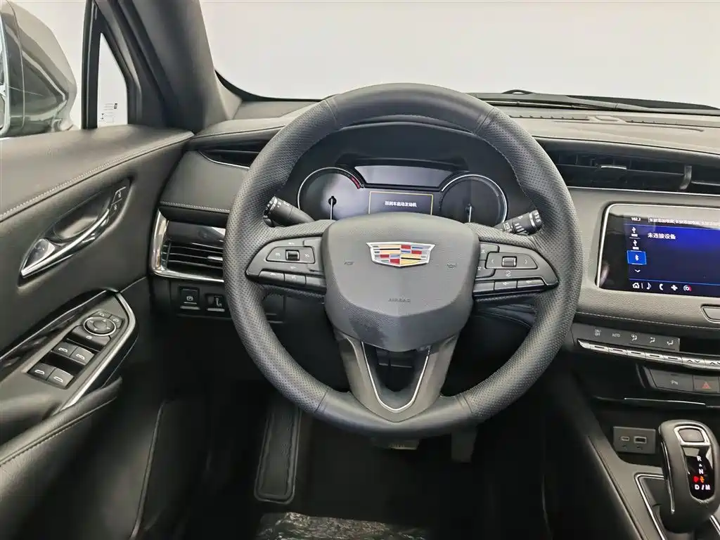 Cadillac XT4 2018 Model 28T 2WD Technology фото 11