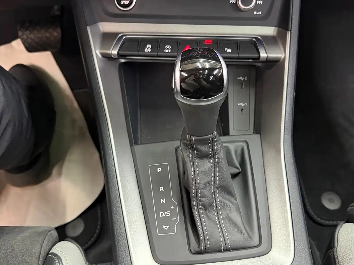 Audi Q3 2023 35 TFSI Fashion Dynamic (1.4T) фото 18