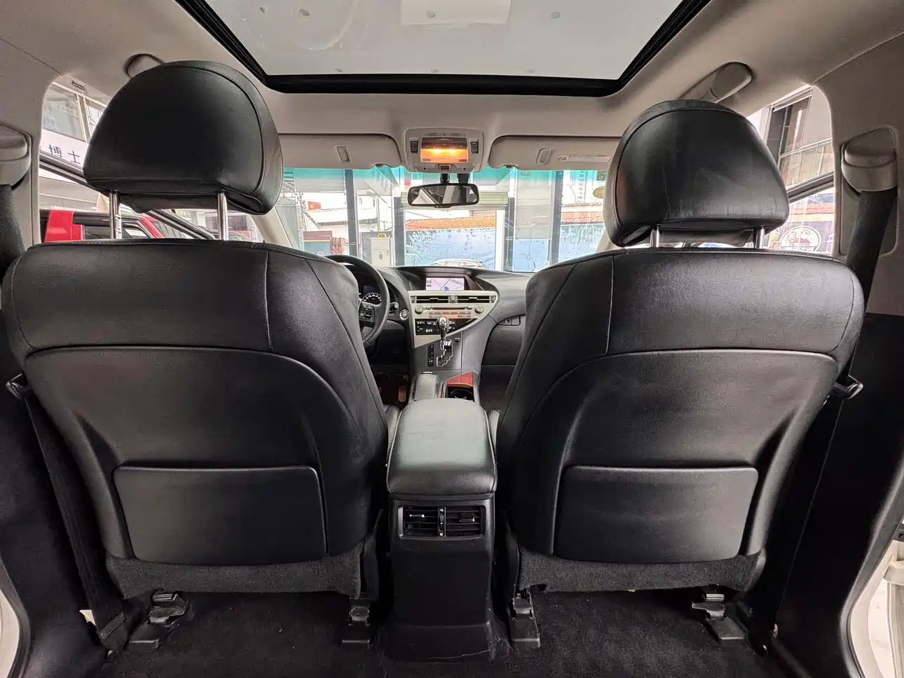 Lexus RX Classic 2011 270 Luxury фото 24