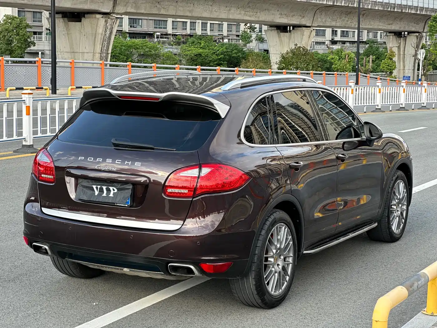 Porsche Cayenne 2014 Cayenne Platinum Edition 3.0T фото 14