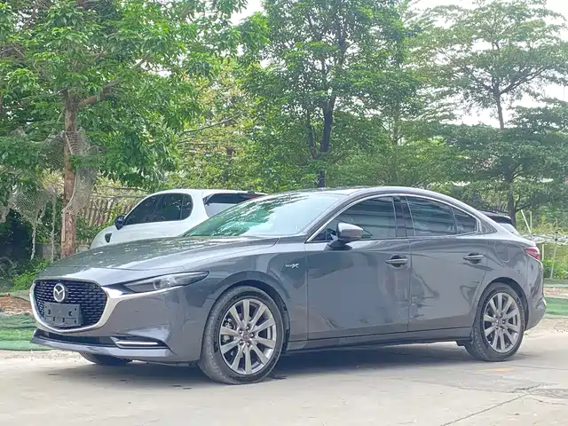 MAZDA 3 ANGKESAILA