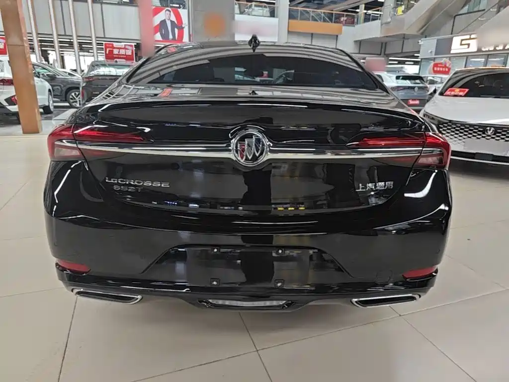 BUICK LACROSSE