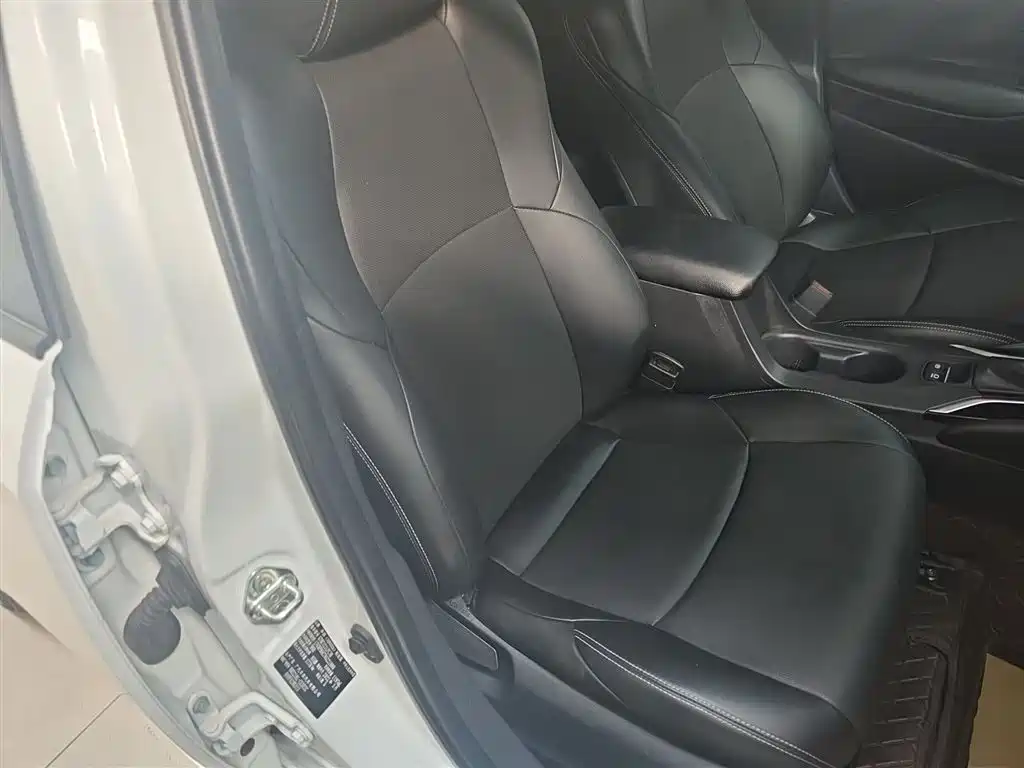Toyota Levin 2022 185T CVT Luxury Edition фото 25