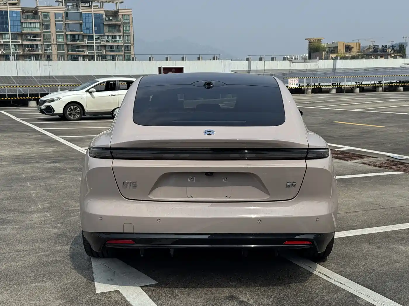 NIO ET5 2025 2025 75kWh