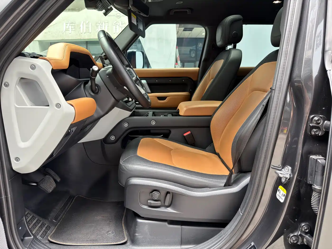 Land Rover Defender 2023 Facelift 110 3.0T P400 X-DYNAMIC HSE фото 8