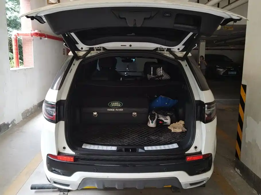 صورة 4 - Land Rover Discovery Sport
