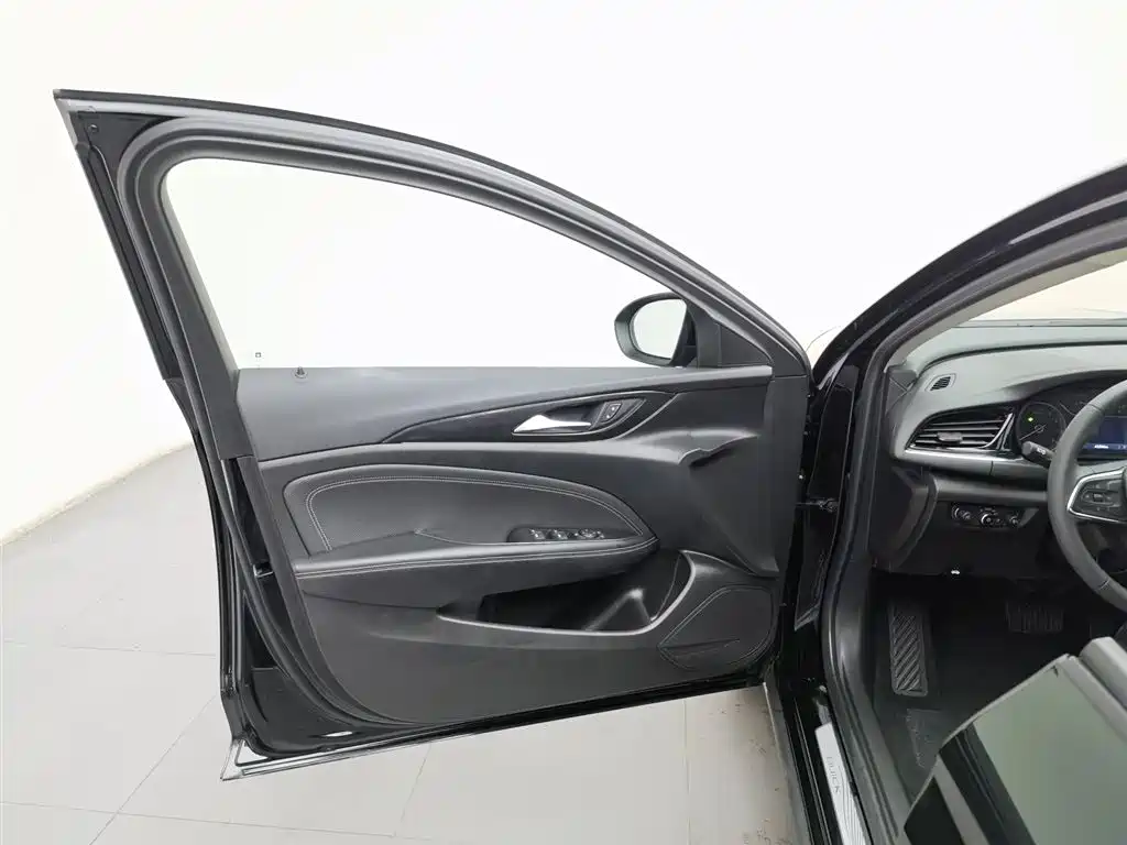 BUICK REGAL