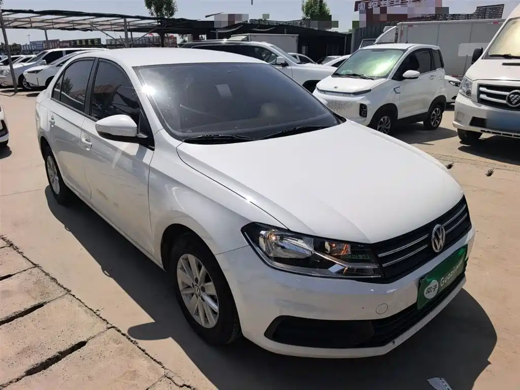 VOLKSWAGEN SANTANA