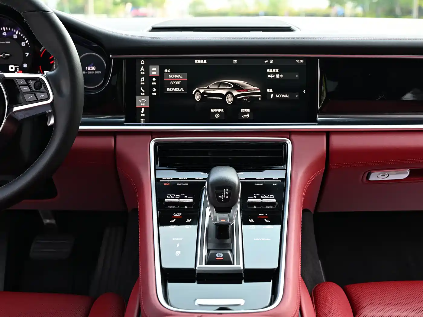Porsche Panamera 2017 Panamera 4 Executive Long Wheelbase 3.0T фото 8