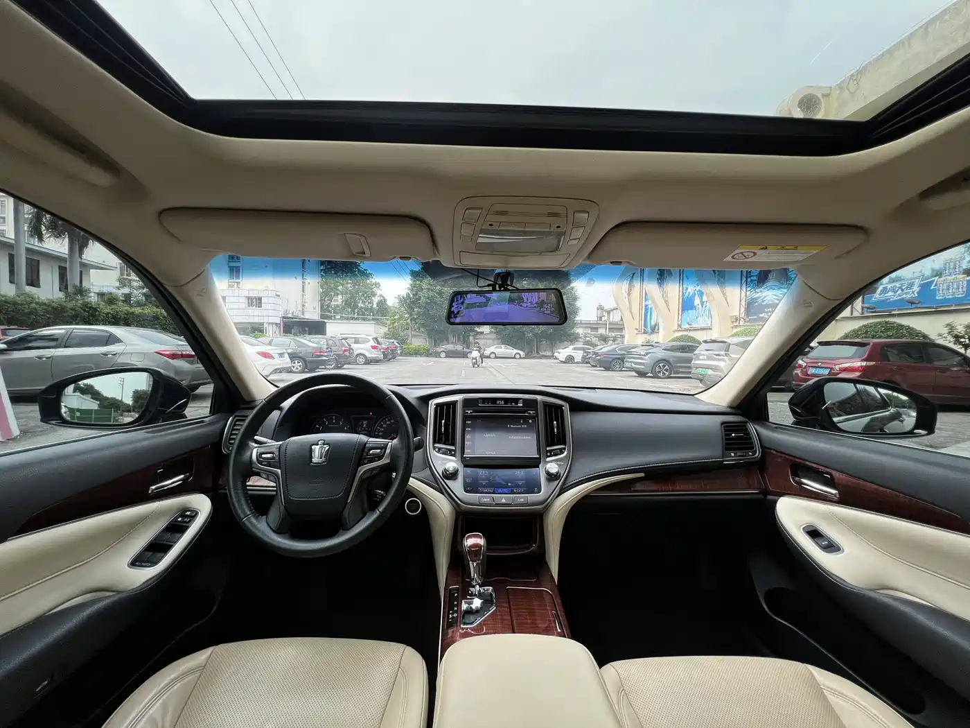 Toyota Crown 2015 2.0T Fashion фото 11