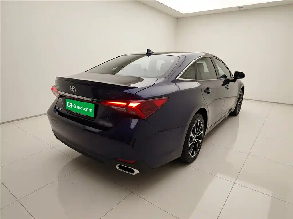 Toyota Avalon 2022 2.5L Luxury Edition фото 5