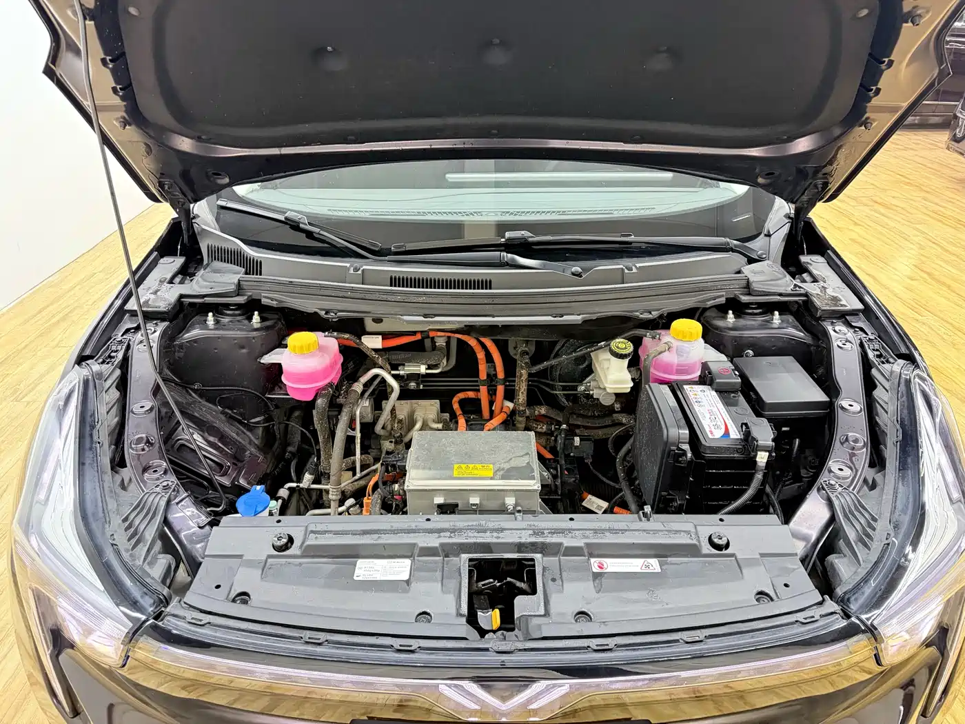 NEZHA AUTOMOBILE NEZHA U