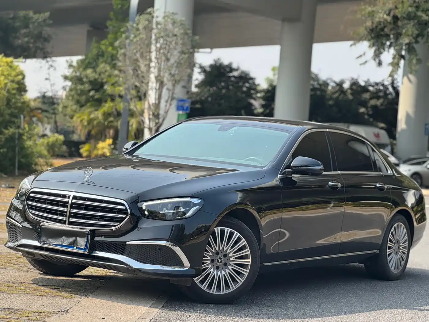  E CLASS