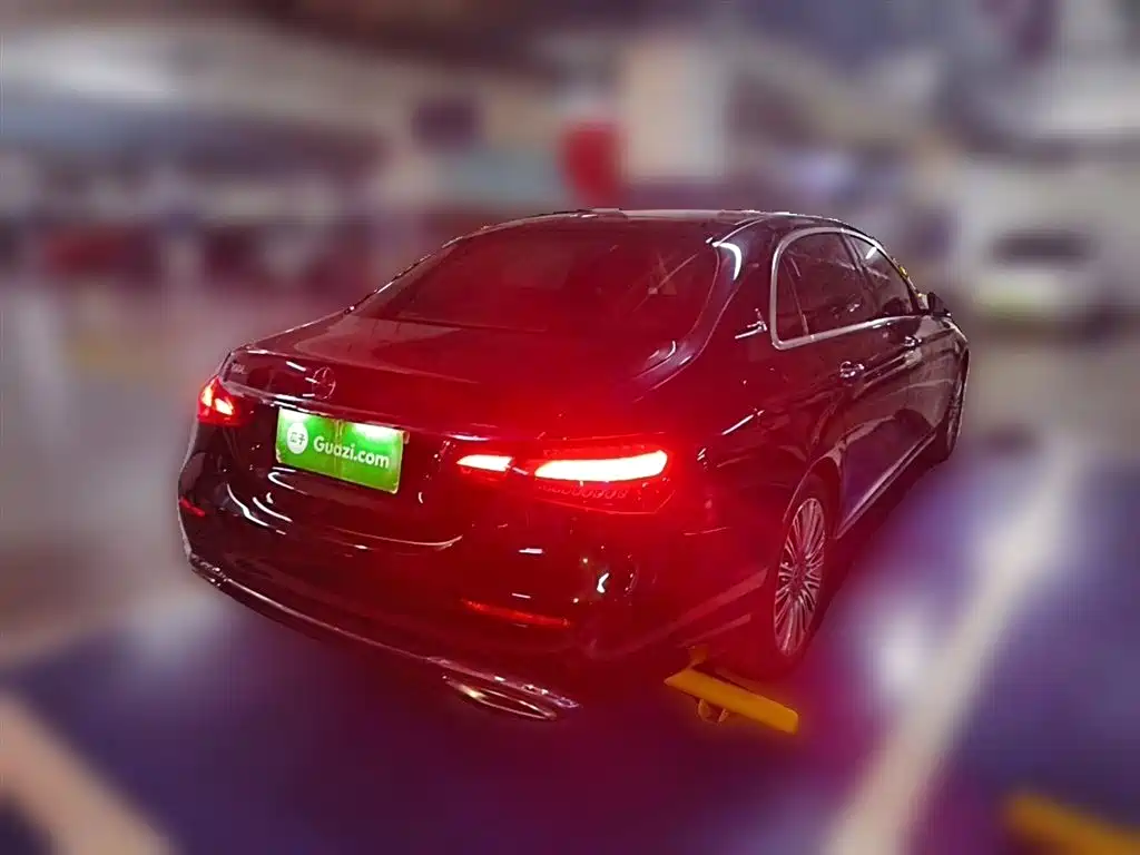 MERCEDES-BENZ E-CLASS