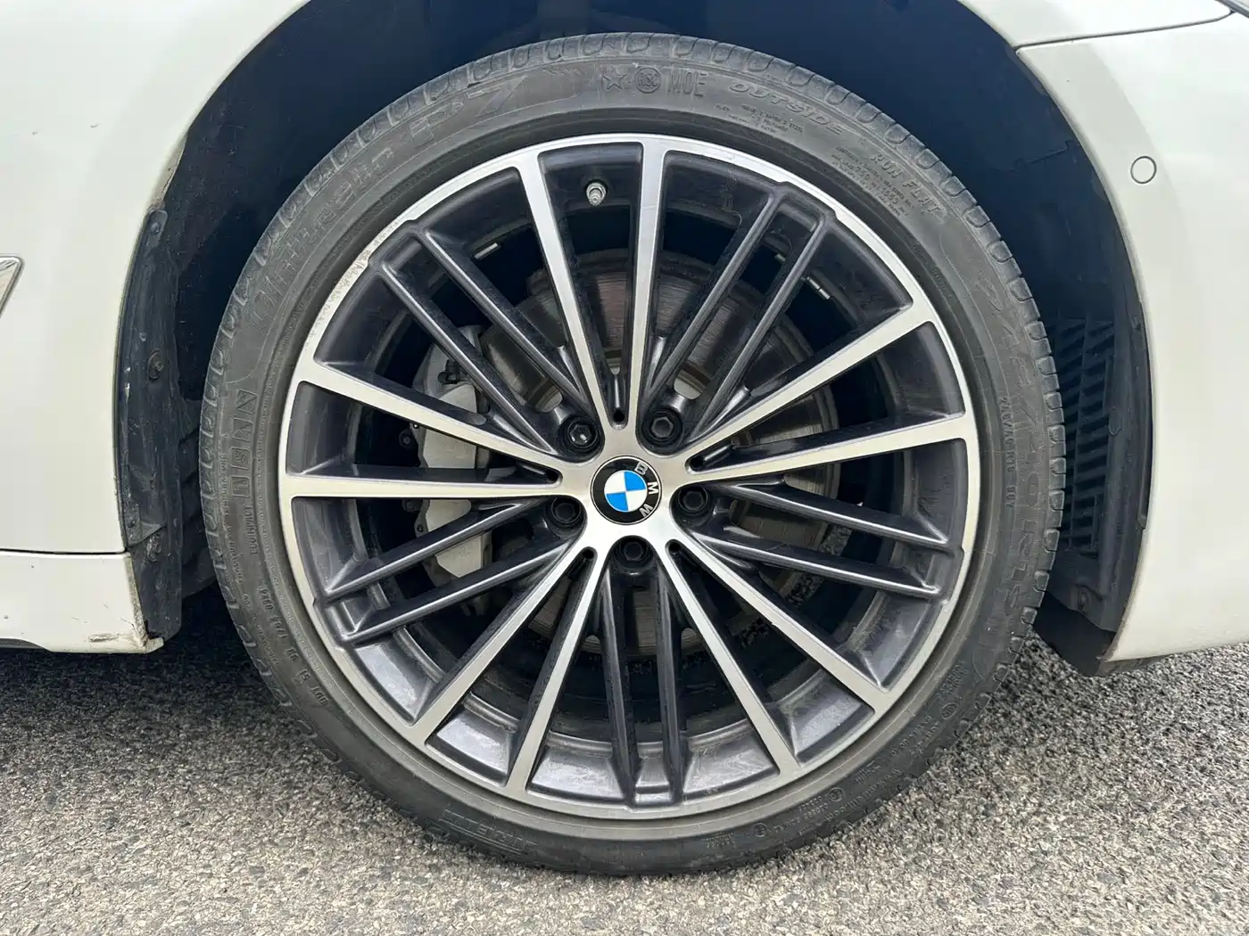 BMW 5 Series 2022 530Li Leading M Sport Package фото 7