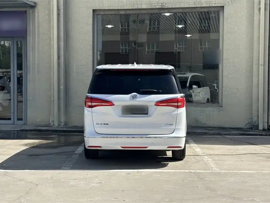 Buick GL8 2017 ES 28T Comfort Type China V фото 11