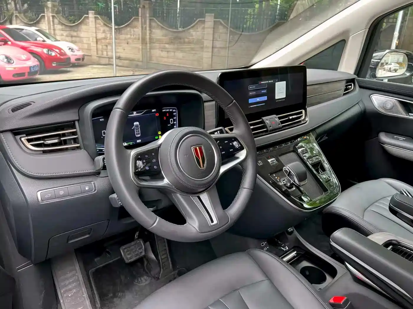 Hongqi HQ9 PHEV 2024 Model 2.0T AWD Business Edition фото 7