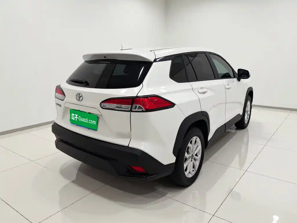 Toyota Frontlander 2025 2024 2.0L CVT Elite Plus Edition