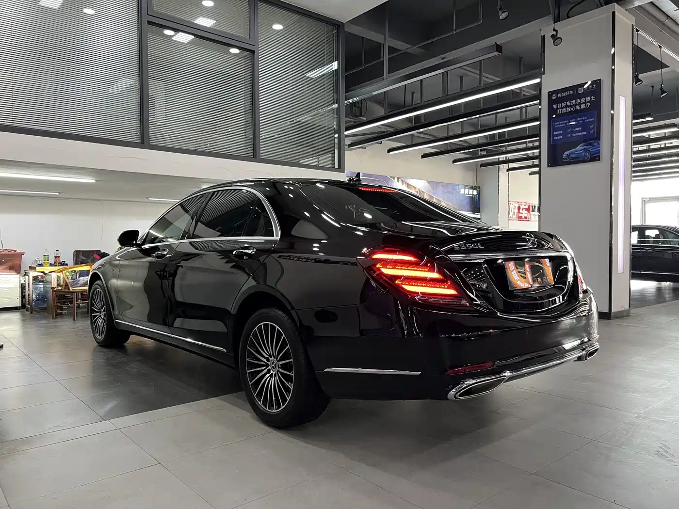 Mercedes-Benz S-Class 2018 S 320 L фото 4