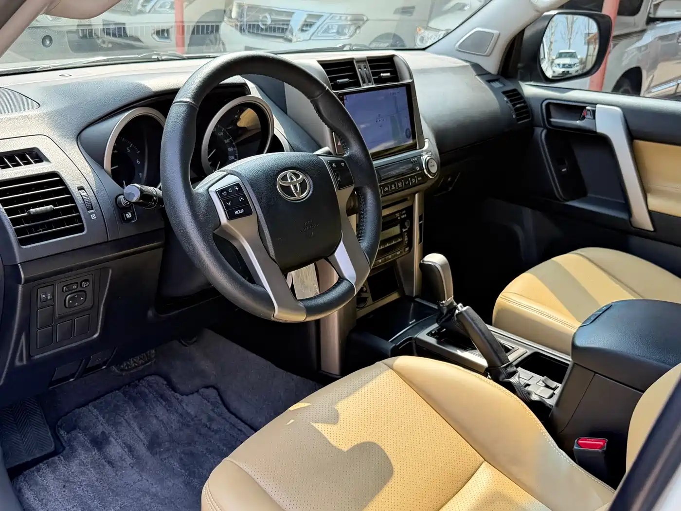 Toyota Prado (Import) 2010 2.7L Automatic Standard фото 15