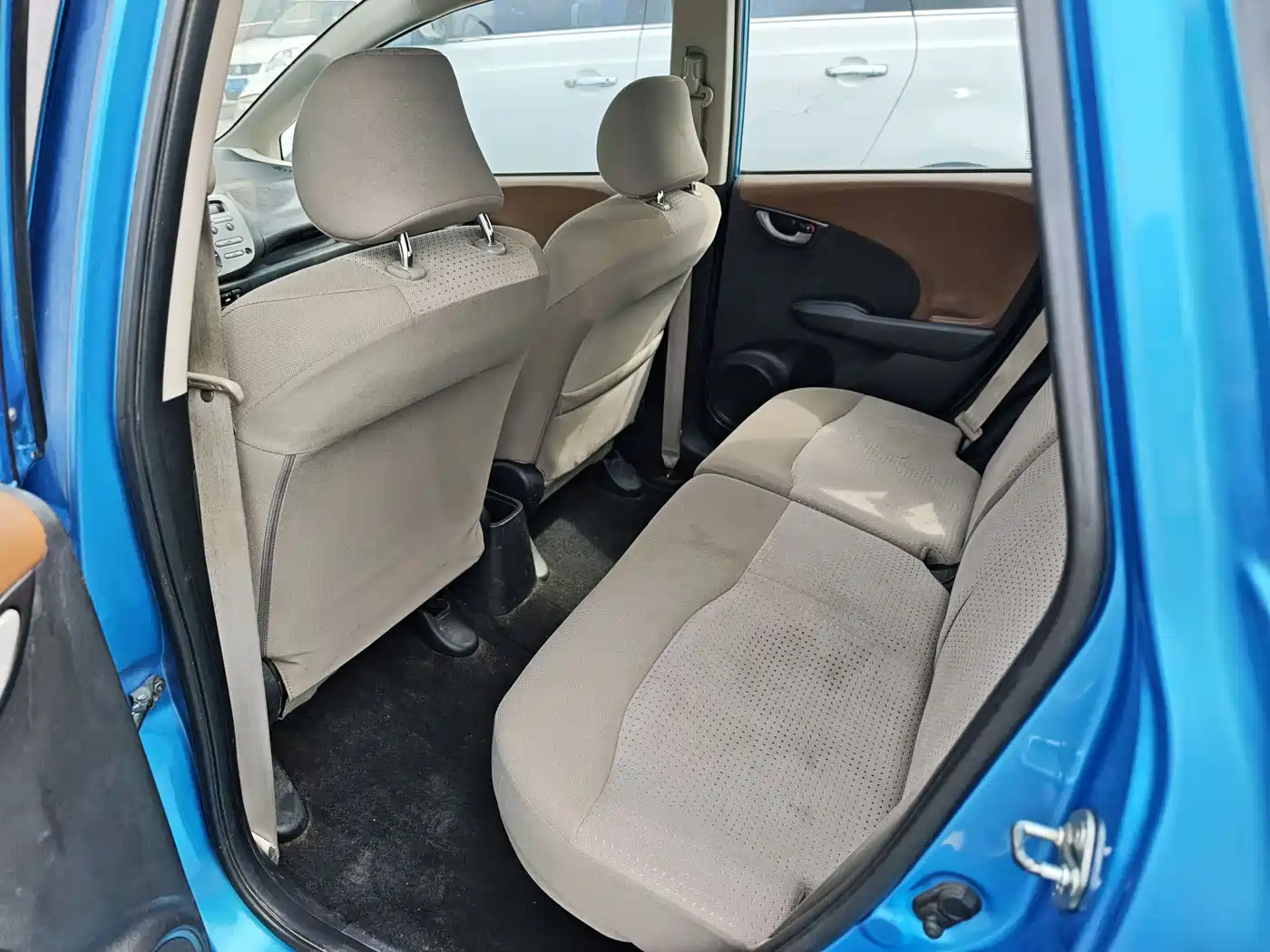 Photo 8 - Honda Fit