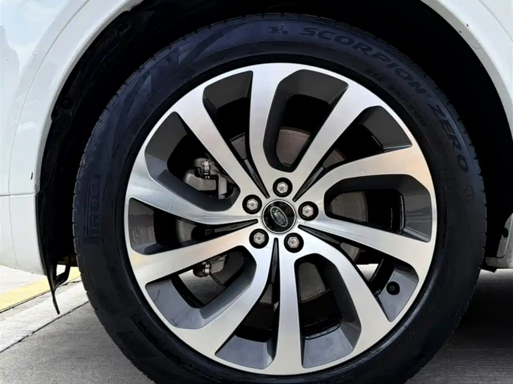 Land Rover Discovery Sport 2022 Model 249PS R-Dynamic S Performance Edition 5-Seater фото 11