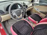 Photo 4 - Hyundai Verna