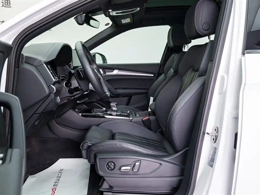 Audi Q5L 2023 40T Luxury Dynamic фото 11