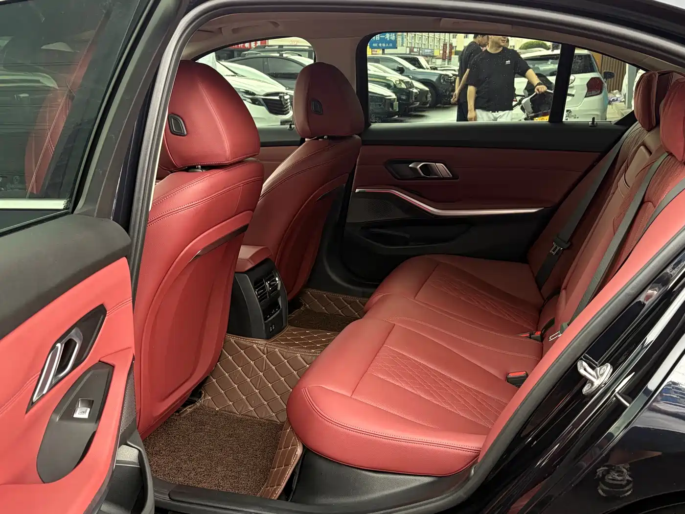 BMW i3 2022 eDrive 35 L фото 12