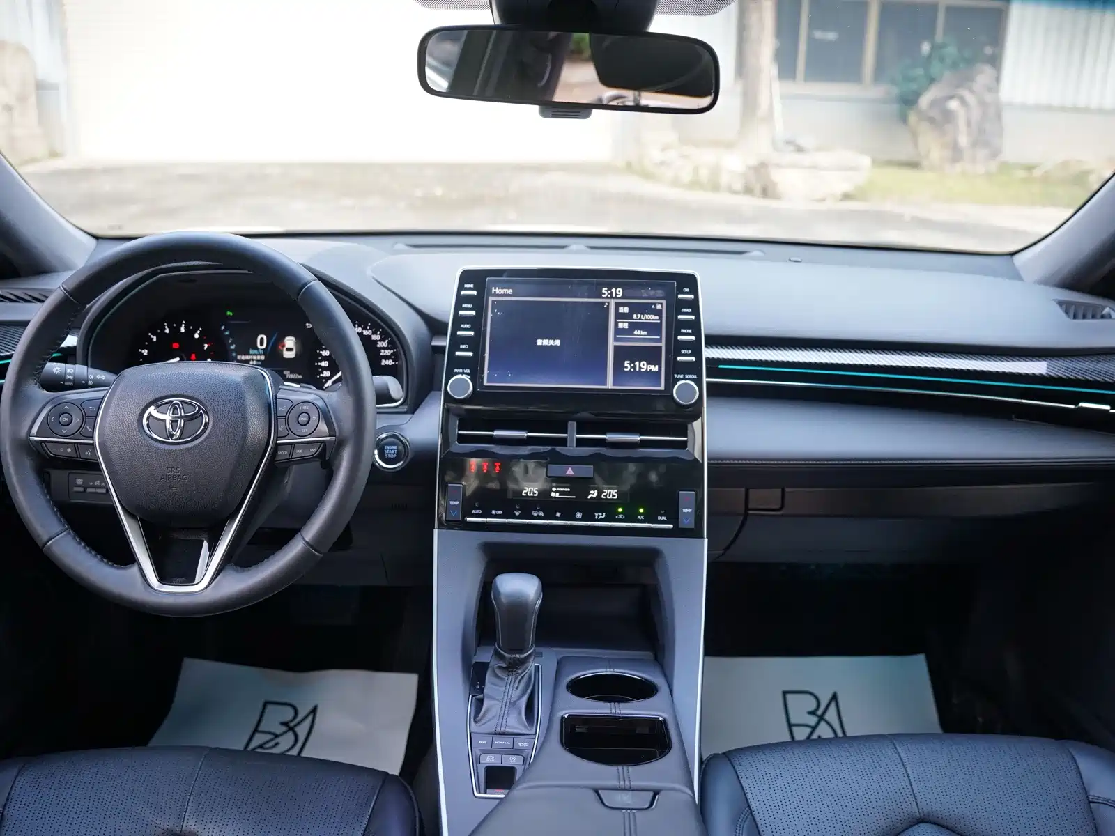 Фото 22 - Toyota Avalon