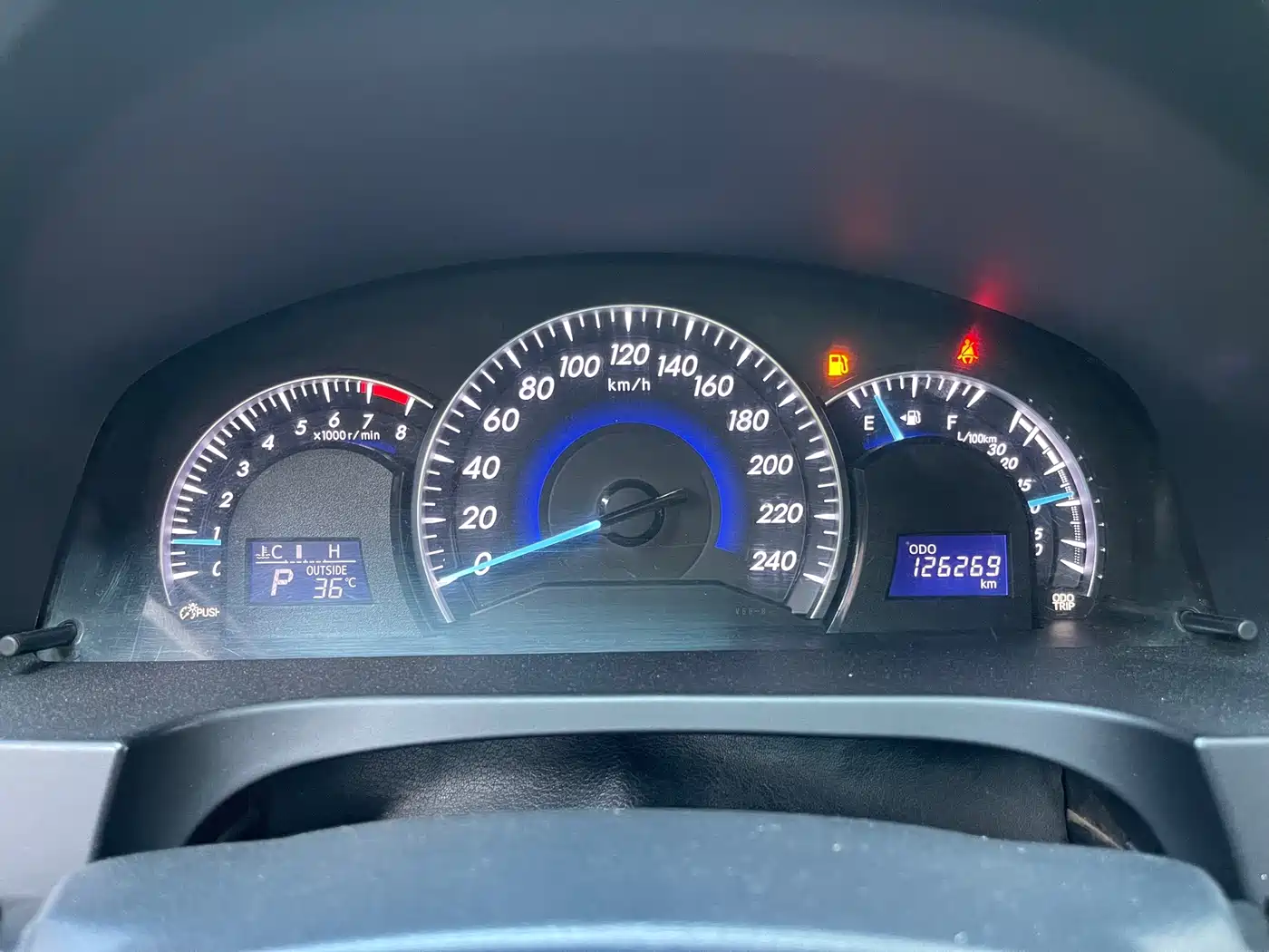 Toyota Camry 2017 2016 2.0G 10th Anniversary Leading Edition