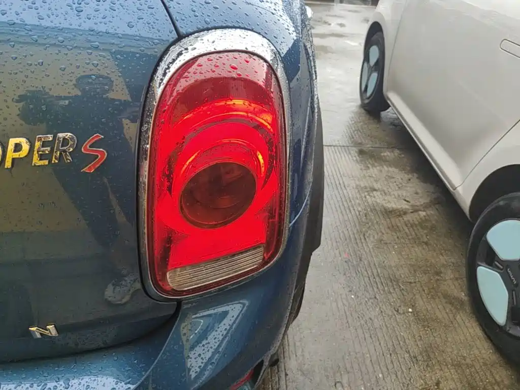 صورة 8 - MINI COUNTRYMAN