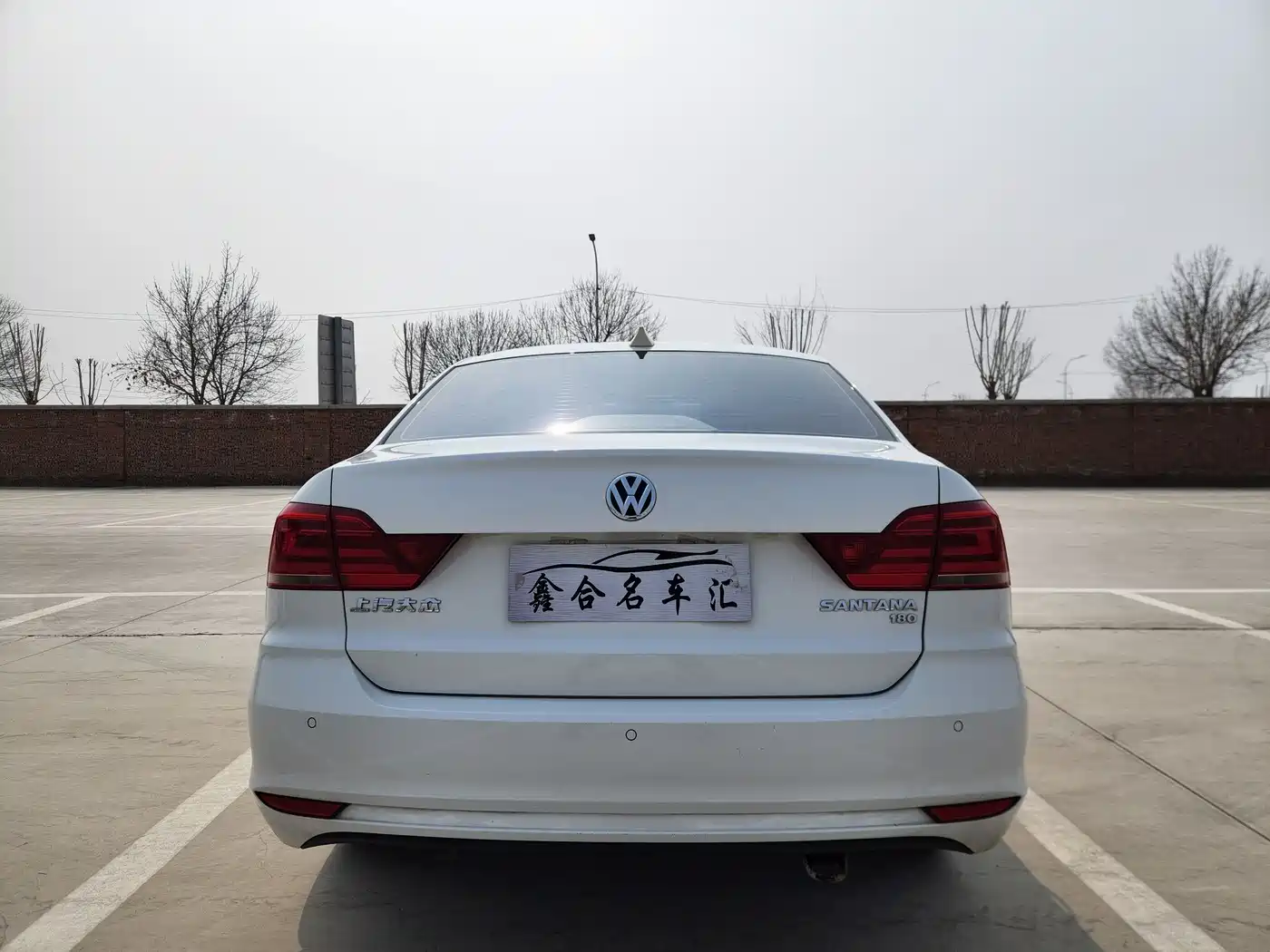 Volkswagen Santana 2016 1.6L Automatic Comfort Edition фото 5