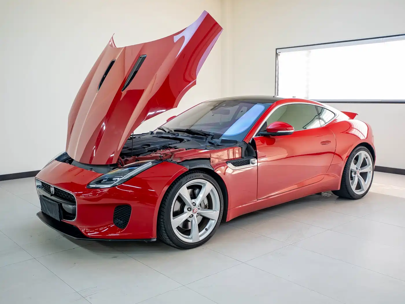 Jaguar F-TYPE 2018 2019 2.0T Coupe