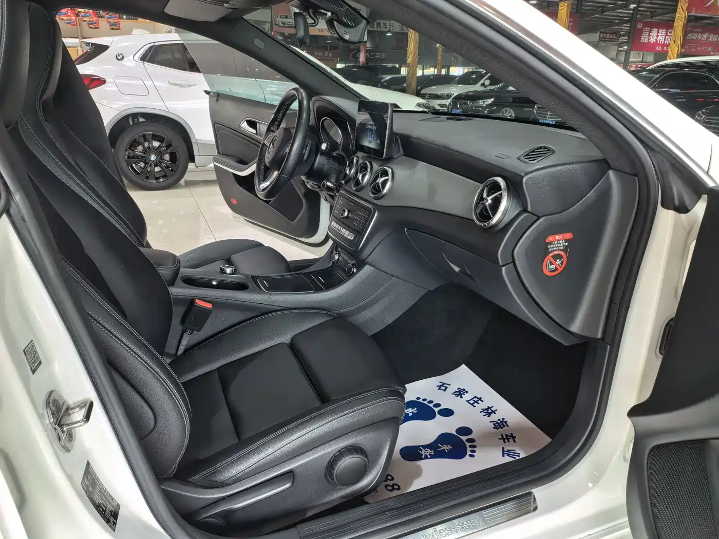 Mercedes-Benz CLA (Import) 2018 CLA 200 Dynamic Edition фото 8